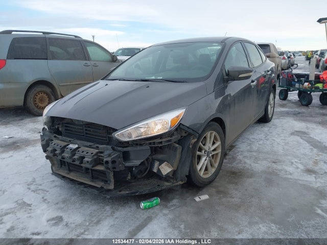 Ford FOCUS SE 2015 1FADP3F23FL308610 Image 2