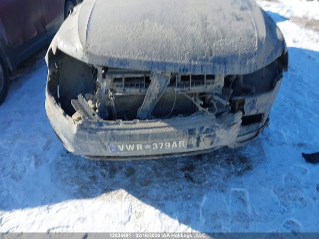 3VV2B7AX8JM183168 Volkswagen Tiguan Comfortline
