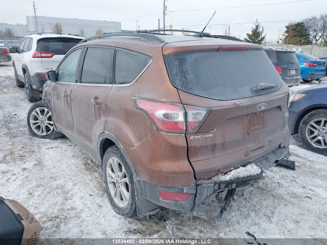 1FMCU9G95HUA33716 Ford Escape