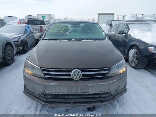 3VWD07AJ2FM261649 Volkswagen Jetta
