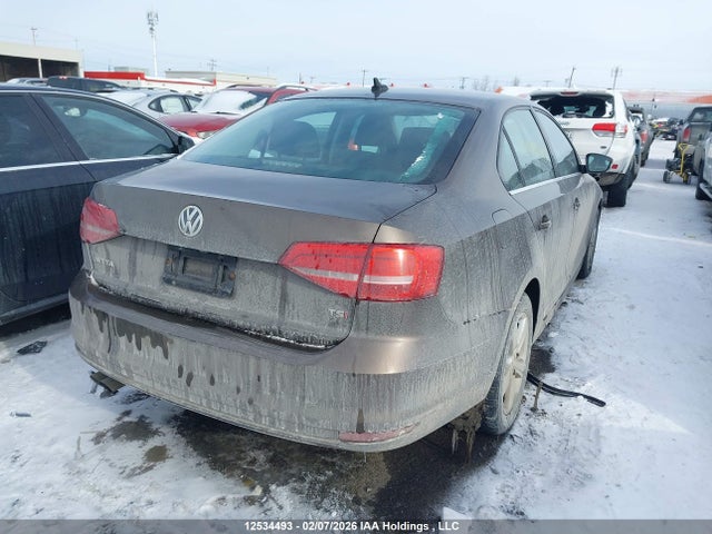 3VWD07AJ2FM261649 Volkswagen Jetta