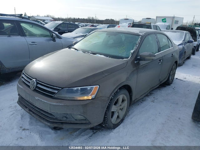 3VWD07AJ2FM261649 Volkswagen Jetta