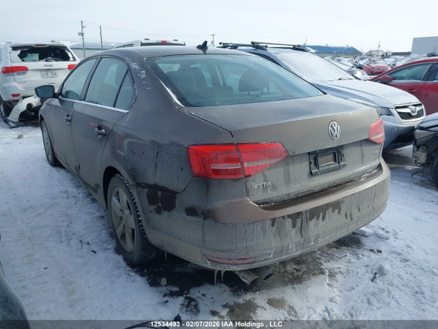 3VWD07AJ2FM261649 Volkswagen Jetta