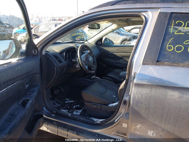 JA4AJ4AW5HZ609940 Mitsubishi Rvr Se Limited/gt