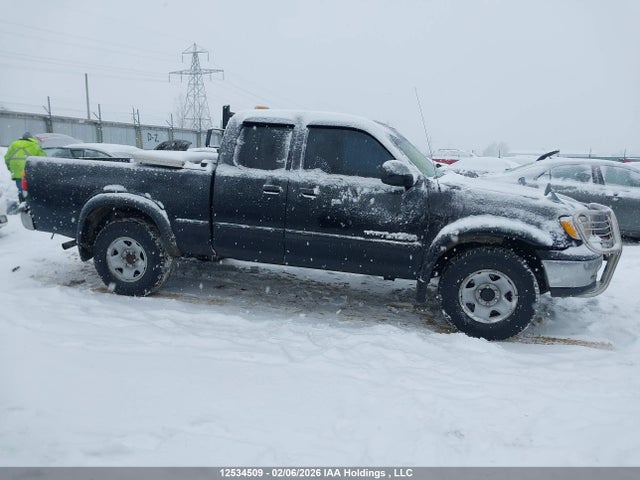 12534509 :رقم المزاد ، 5TBBT4415YS041865 vin ، 2000 Toyota Tundra Sr5 V8 مزاد بيع
