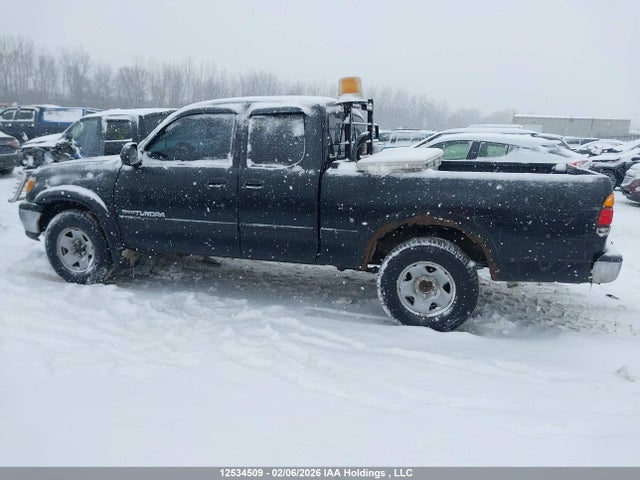 12534509 :رقم المزاد ، 5TBBT4415YS041865 vin ، 2000 Toyota Tundra Sr5 V8 مزاد بيع