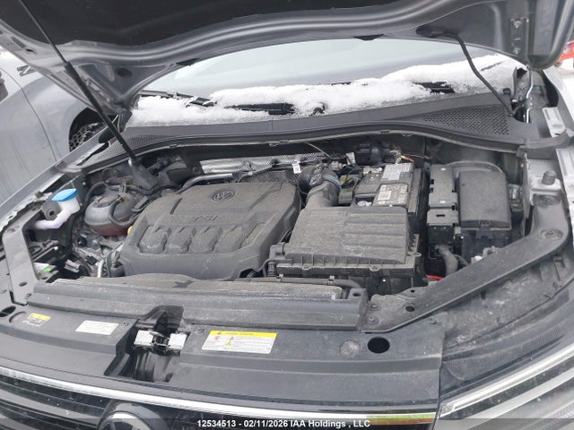 3VV8B7AX4RM114662 Volkswagen Tiguan