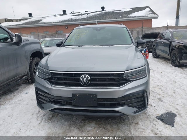 3VV8B7AX4RM114662 Volkswagen Tiguan