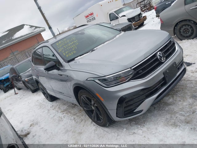 3VV8B7AX4RM114662 Volkswagen Tiguan