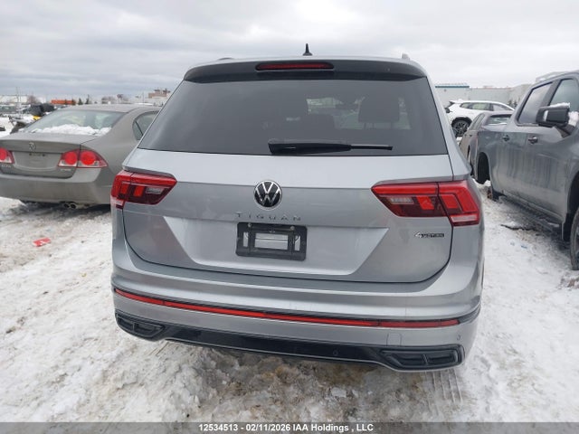 3VV8B7AX4RM114662 Volkswagen Tiguan
