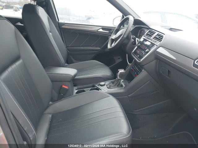 3VV8B7AX4RM114662 Volkswagen Tiguan