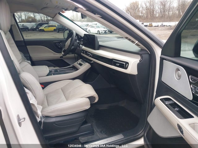 Lincoln Aviator Reserve 2025 5LM5J7XC3SGL04213 Image 5