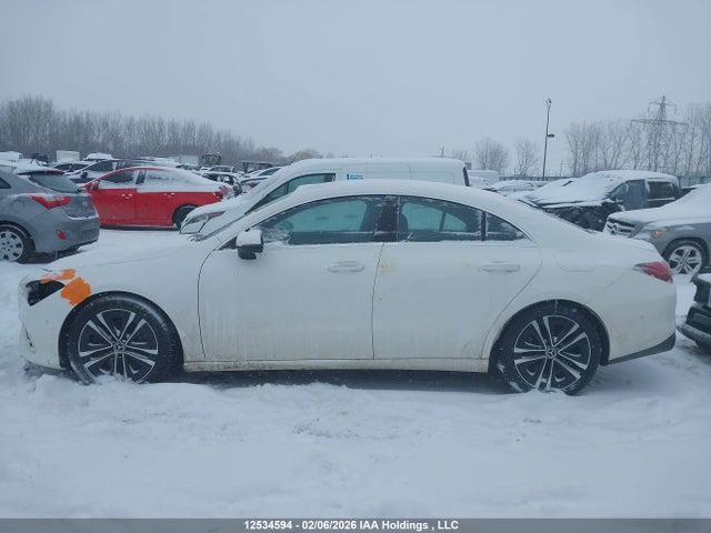 W1K5J4HB2SN527582 Mercedes-Benz CLA 250 4MATIC