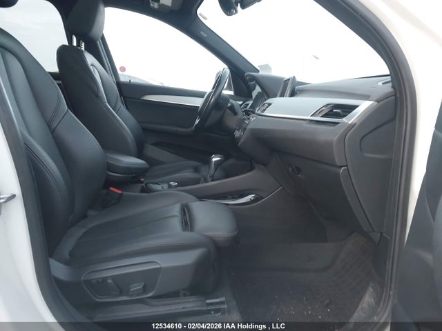 WBXHT3C30G5F67121 BMW X1 Xdrive28i