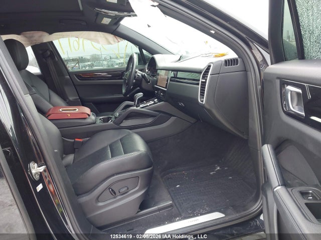Porsche Cayenne 2022 WP1AA2AY9NDA02667 Image 5