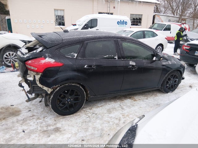 1FADP3M2XJL248238 Ford FOCUS SEL