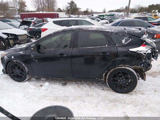 1FADP3M2XJL248238 Ford FOCUS SEL