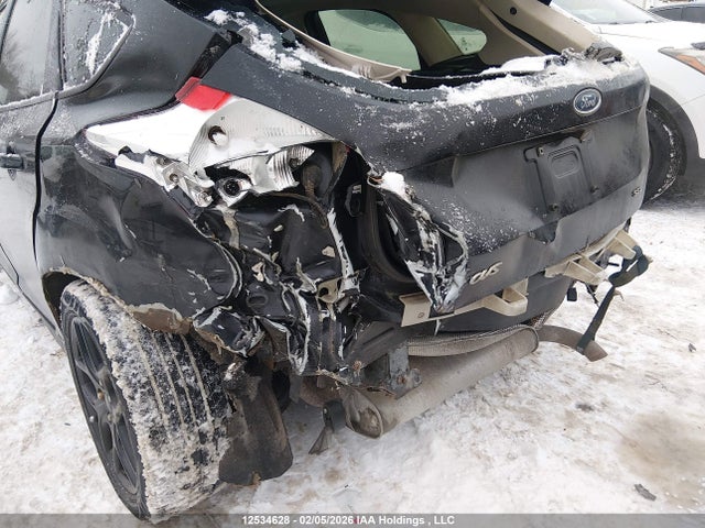 1FADP3M2XJL248238 Ford FOCUS SEL