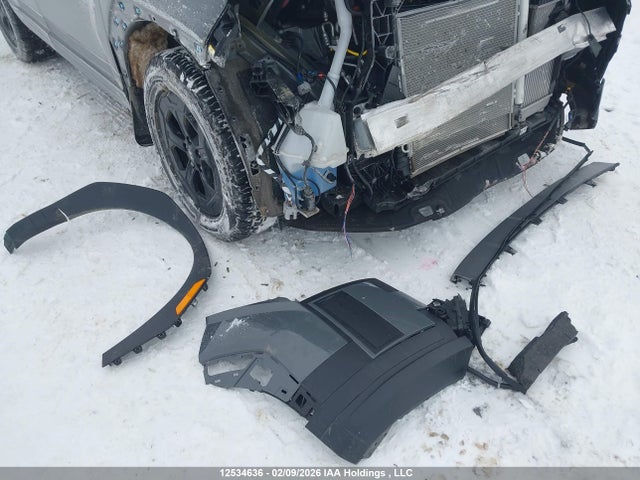 2025 Hyundai Santa Fe მანქანა იყიდება აუქციონზე, vin: 5NMP3DGL6SH118232, აუქციონის ნომერი: 12534636