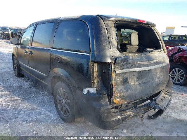 12534659 :رقم المزاد ، 2C4RC1HG0FR714568 vin ، 2015 Chrysler Town & Country S مزاد بيع