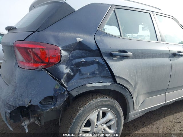 12534660 :رقم المزاد ، KMHRC8A31PU216976 vin ، 2023 Hyundai Venue Preferred With Two-tone Body Colour مزاد بيع