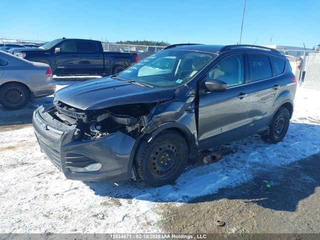 1FMCU9G95GUA41023 Ford ESCAPE SE