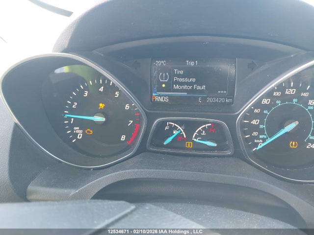 1FMCU9G95GUA41023 Ford ESCAPE SE