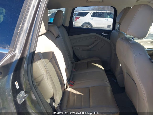 1FMCU9G95GUA41023 Ford ESCAPE SE