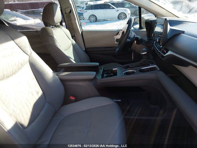 5TDGRKEC4RS201087 Toyota Sienna Xle 8-passenger