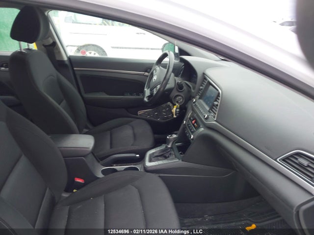 KMHD84LF9HU399069 Hyundai ELANTRA GL