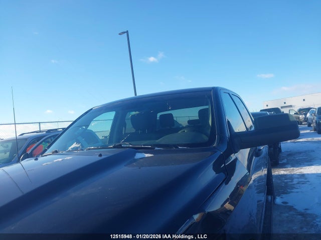 1C6RR6KT3FS622877 RAM 1500 St
