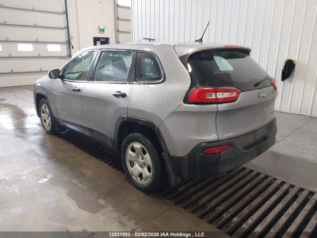 1C4PJLAB7HW640101 Jeep Cherokee Sport