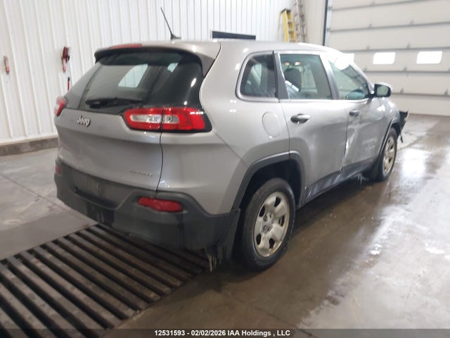 1C4PJLAB7HW640101 Jeep Cherokee Sport