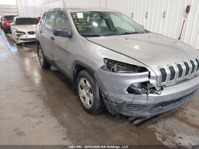1C4PJLAB7HW640101 Jeep Cherokee Sport