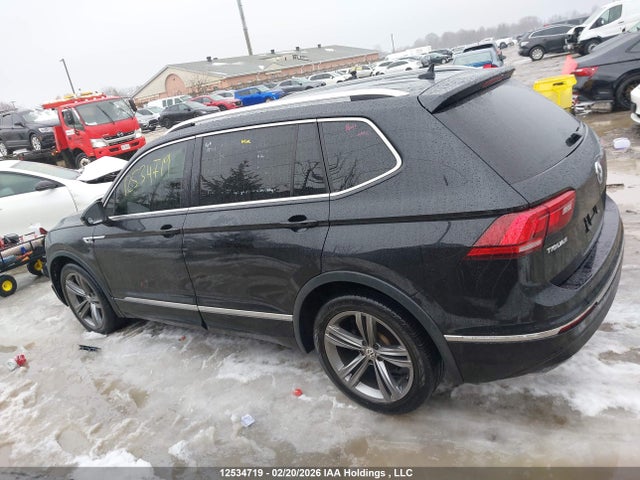 3VV4B7AX4JM162178 Volkswagen Tiguan Sel Premium