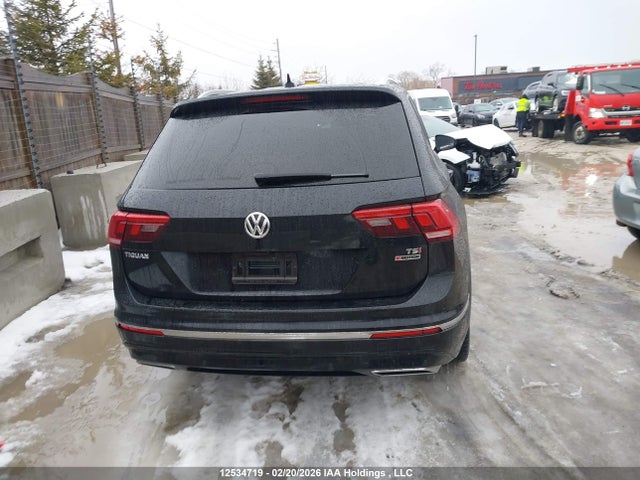 3VV4B7AX4JM162178 Volkswagen Tiguan Sel Premium