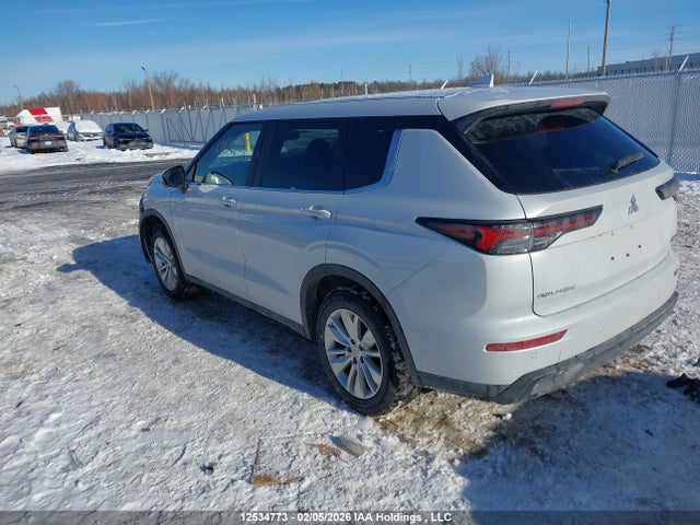 JA4J4UA84SZ626020 Mitsubishi Outlander Es