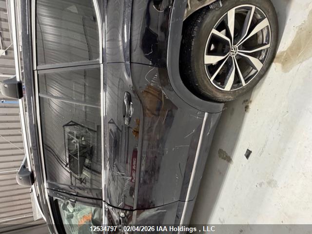 12534797 :رقم المزاد ، 1V2FR2CA3RC510806 vin ، 2024 Volkswagen Atlas مزاد بيع