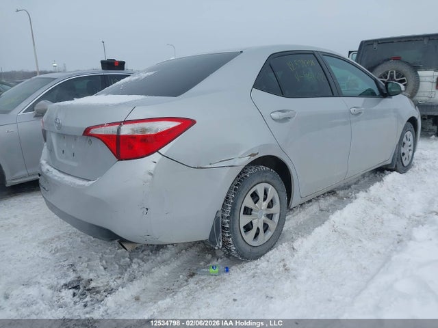 12534798 :رقم المزاد ، 2T1BURHE9FC447412 vin ، 2015 Toyota Corolla مزاد بيع