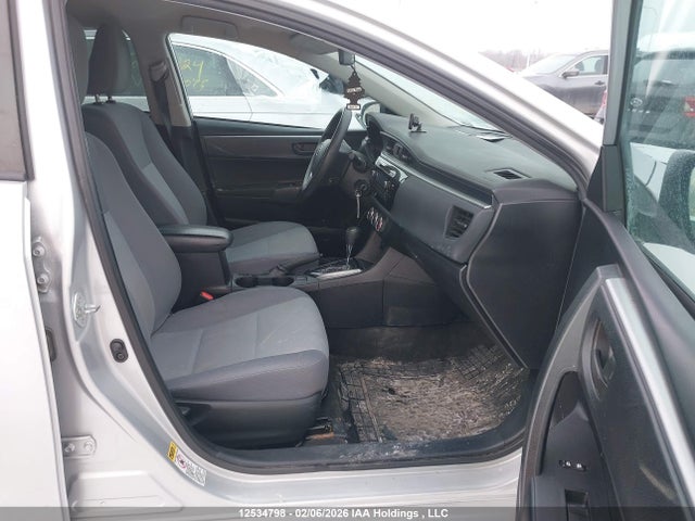 12534798 :رقم المزاد ، 2T1BURHE9FC447412 vin ، 2015 Toyota Corolla مزاد بيع