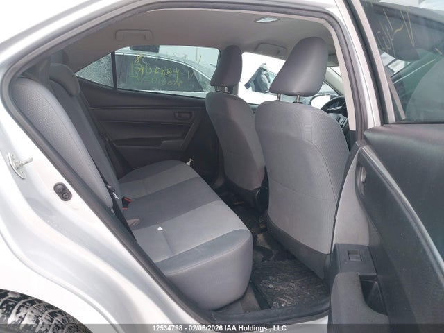 12534798 :رقم المزاد ، 2T1BURHE9FC447412 vin ، 2015 Toyota Corolla مزاد بيع