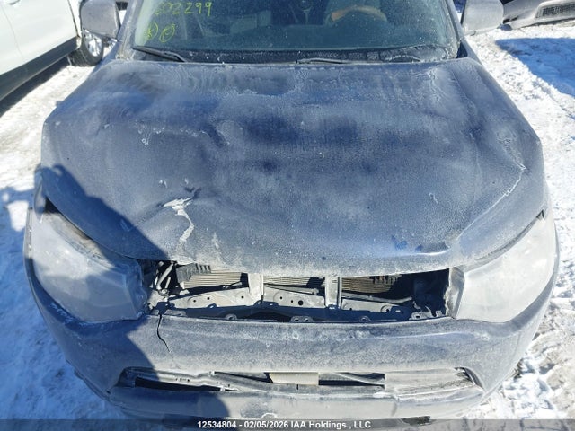 Mitsubishi Outlander 2014 JA4AZ2A3XEZ602299 Image 10
