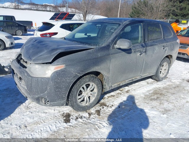 Mitsubishi Outlander 2014 JA4AZ2A3XEZ602299 Image 2