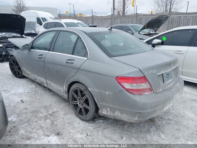 2011 Mercedes-benz C 250 4matic მანქანა იყიდება აუქციონზე, vin: WDDGF8FB2BF550035, აუქციონის ნომერი: 12534810