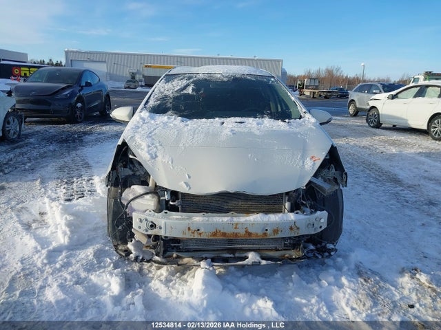 JTDKDTB39F1586576 Toyota PRIUS C