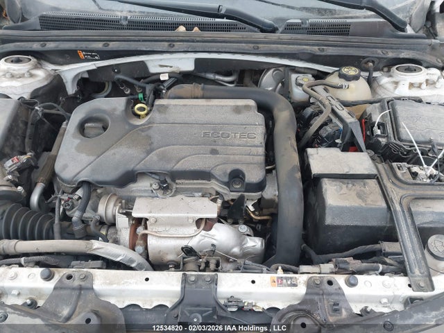 1G1ZD5ST4NF198207 Chevrolet MALIBU LT