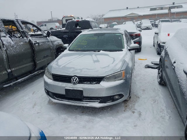 3VWDK7AJ5EM393023 Volkswagen Jetta 2.0l Comfortline