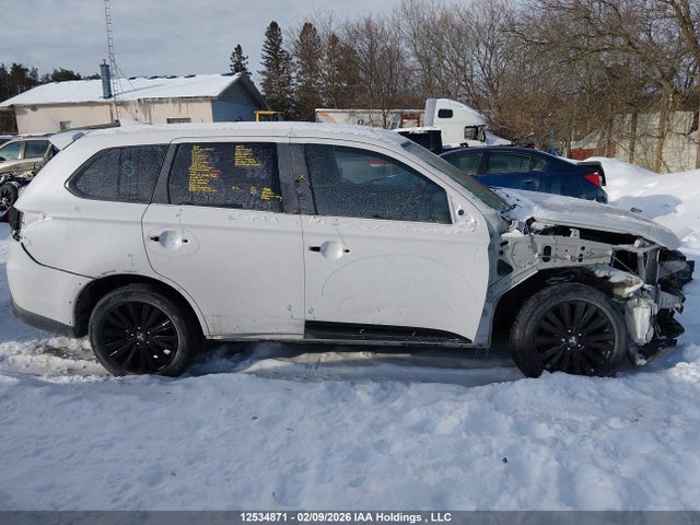 JA4JZ3AX7LZ613444 Mitsubishi Outlander