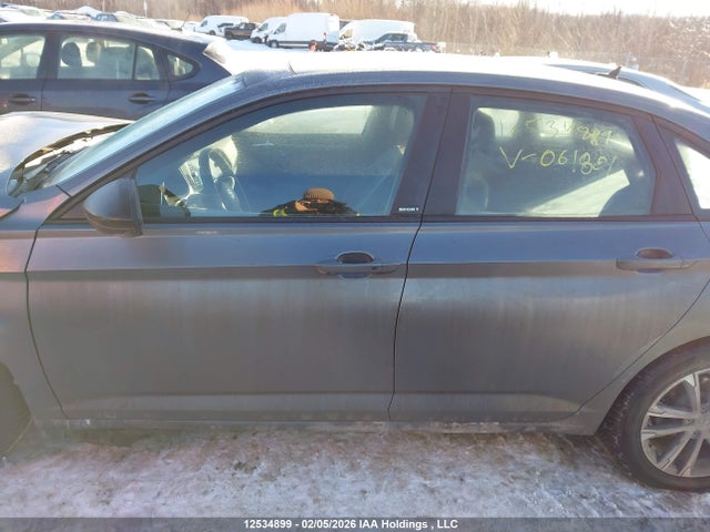 3VWSM7BU0RM061801 Volkswagen Jetta Comfortline