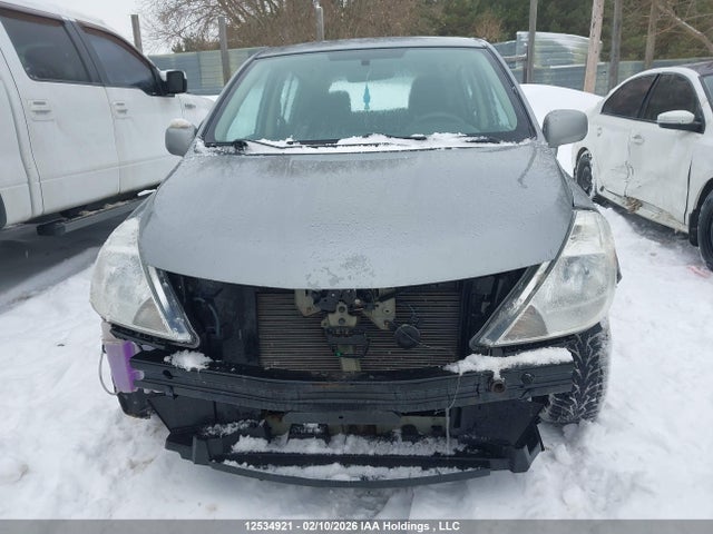 12534921 :رقم المزاد ، 3N1BC1CP5BL399169 vin ، 2011 Nissan Versa مزاد بيع